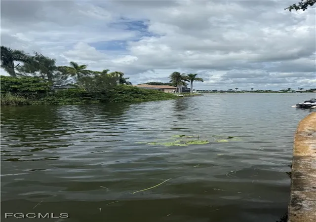Photo 4 of Land for sale at 404 Se 9Th Pl, Cape Coral, FL 33990 | MLS# 2025008407 | Listing updated on 2026-01-14