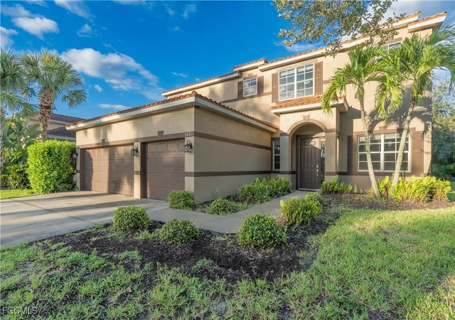 2nd image of 3003 Lake Manatee Ct, Cape Coral, FL 33909 | MLS# 2025008498