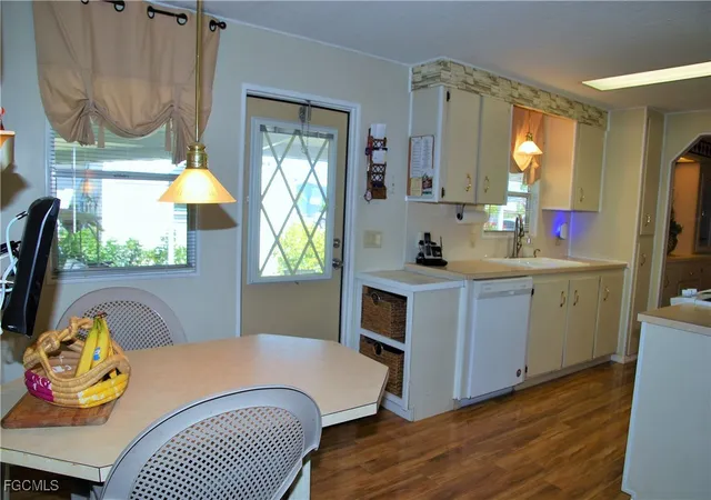 Photo 4 of Manufactured home for sale at 395 Snead Dr, North Fort Myers, FL 33903 | MLS# 2025008873 | Listing updated on 2026-07-07