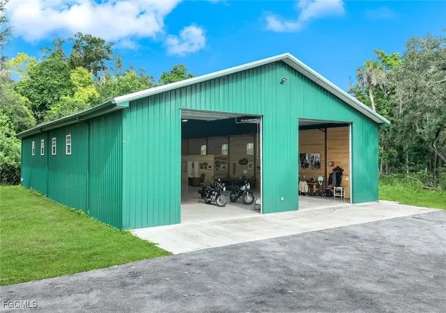 4th image of 21211 Palm Beach Blvd, Alva, FL 33920 | MLS# 2025009081