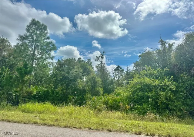 Photo 1 of Land for sale at 1874 Latham Dr, Lehigh Acres, FL 33972 | MLS# 2025009347 | Listing updated on 2026-10-01