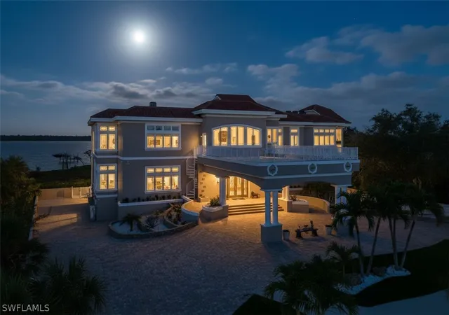 Photo 3 of Mansion for sale at 7159 Manasota Key Rd, Englewood, FL 34223 | MLS# 225069482 | Listing updated on 2026-08-07