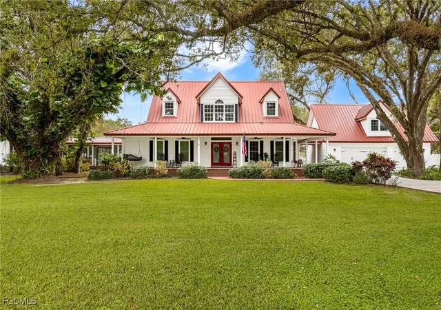 3rd image of 1444 Winchester Ave E, Labelle, FL 33935 | MLS# 2025009608