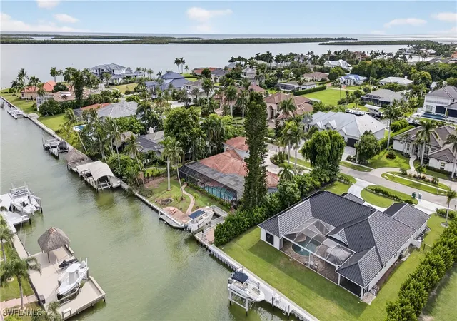 50th image of 931 Scott Dr, Marco Island, FL 34145 | MLS# 225069532