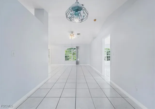 Photo 1 of Single family home for sale at 2831 White Blvd, Naples, FL 34117 | MLS# 2025010012 | Listing updated on 2026-07-15