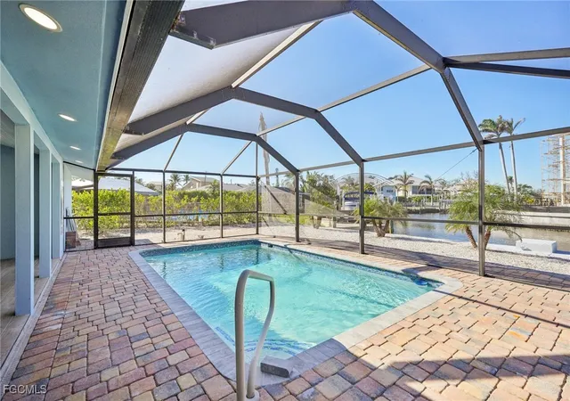 Homes for sale in Fort Myers Beach, FL | 301 Seminole Way, Fort Myers Beach, FL 33931 | MLS# 2025010427