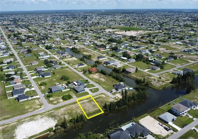 Photo 4 of Sale Pending at 22 NE 9th Street, Cape Coral, FL 33909 | MLS# 2025010519 | Listing updated on 2026-08-03