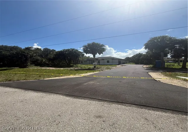 Photo 2 of Single family home for sale at 2950 26th Ave Se, Naples, FL 34117 | MLS# 225067870 | Listing updated on 2026-07-10