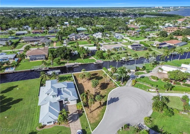 Photo 2 of Land for sale at 1806 Marina Cir, North Fort Myers, FL 33903 | MLS# 2025010627 | Listing updated on 2026-03-04