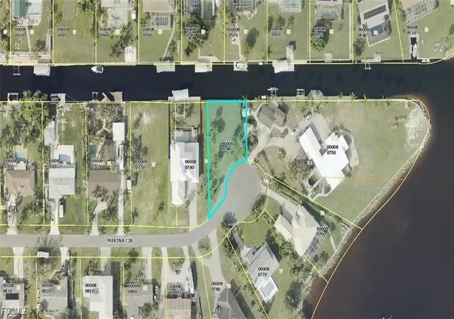 Photo 2 of Land for sale at 1806 Marina Cir, North Fort Myers, FL 33903 | MLS# 2025010627 | Listing updated on 2026-03-04