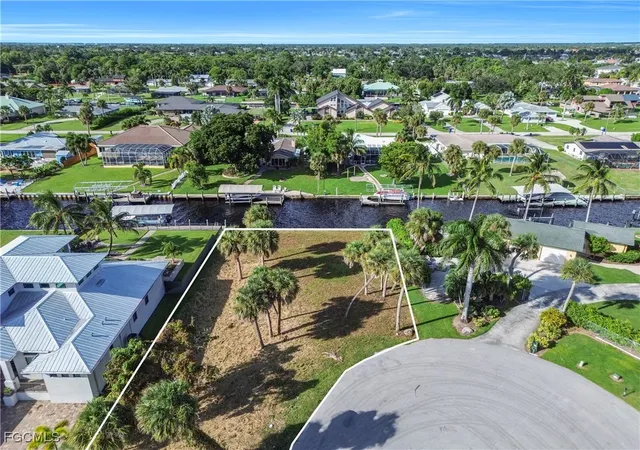 Photo 3 of Land for sale at 1806 Marina Cir, North Fort Myers, FL 33903 | MLS# 2025010627 | Listing updated on 2026-03-04