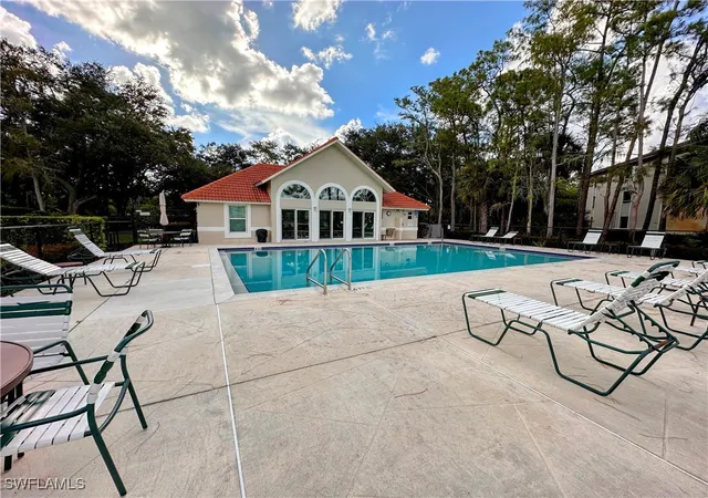 2nd image of 5708 Deauville Cir, Naples, FL 34112