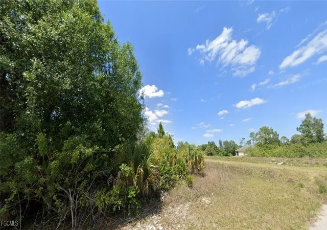 Photo 2 of Sale Pending at 5905 Susan Ave N, Lehigh Acres, FL 33971 | MLS# 2025010768 | Listing updated on 2026-07-23