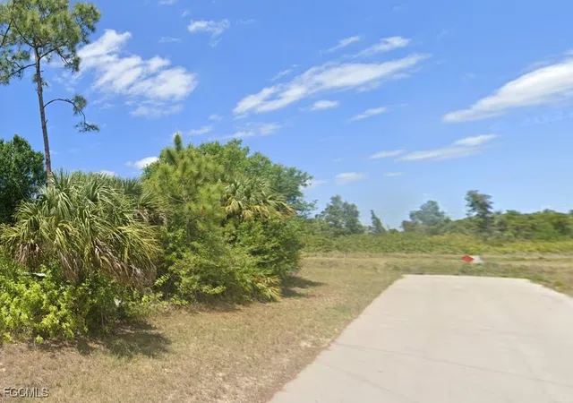 Photo 3 of Sale Pending at 5905 Susan Ave N, Lehigh Acres, FL 33971 | MLS# 2025010768 | Listing updated on 2026-07-23