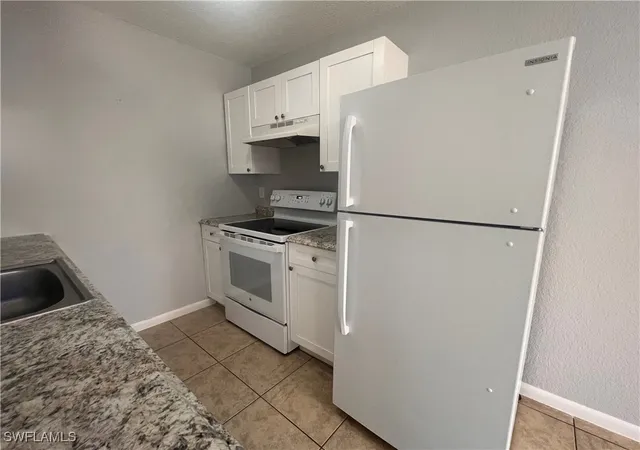5th image of 4601 Bayshore Dr #A1, Naples, FL 34112 | MLS# 225071074
