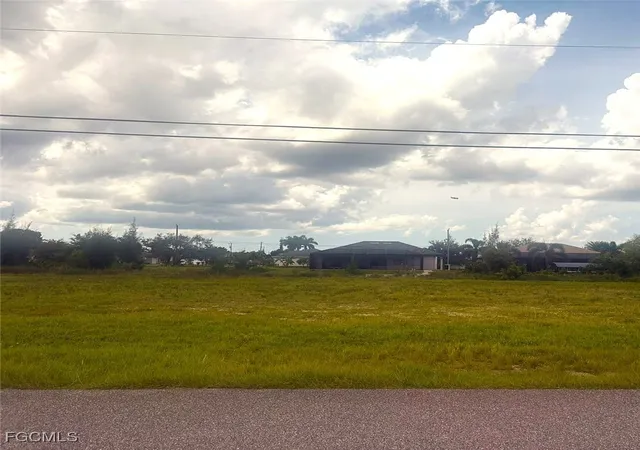 1st image of 1708 Sw 17th Ave, Cape Coral, FL 33991 | MLS# 2025010874