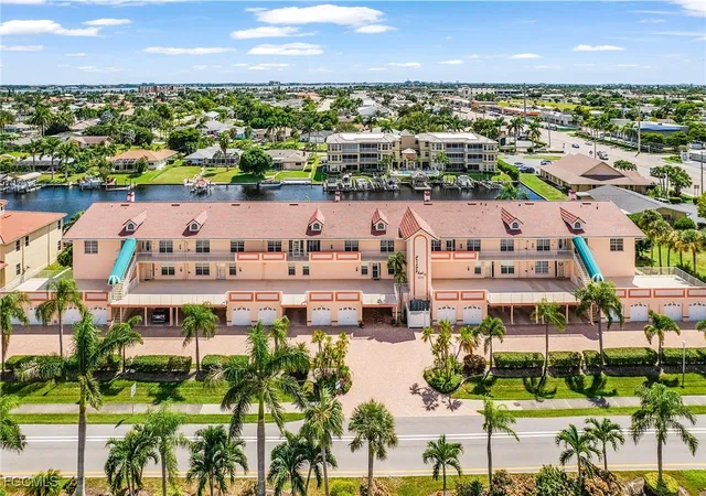 2nd image of 1614 Beach Pkwy #102, Cape Coral, FL 33904 | MLS# 2025010944