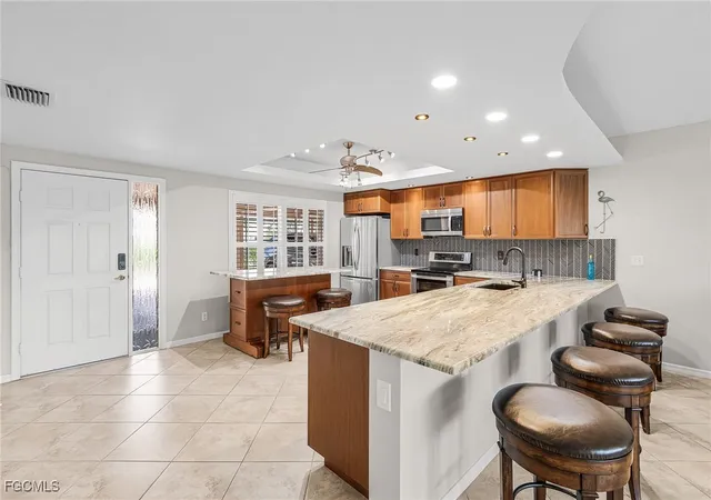 3rd image of 1614 Beach Pkwy #102, Cape Coral, FL 33904 | MLS# 2025010944