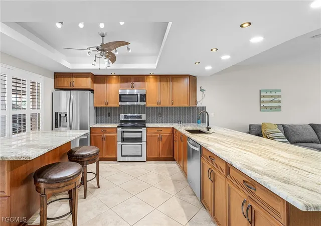 4th image of 1614 Beach Pkwy #102, Cape Coral, FL 33904 | MLS# 2025010944