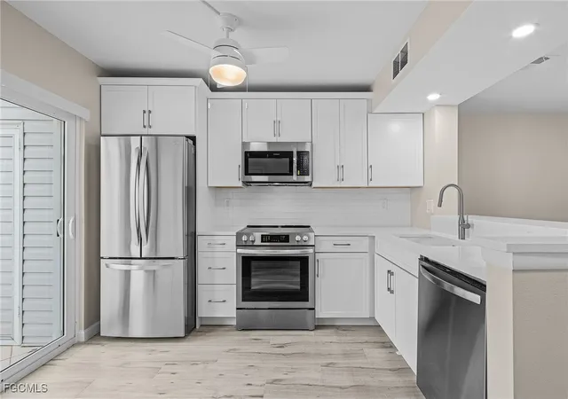 Homes for sale in Fort Myers Beach, FL | 18034 San Carlos Blvd #101, Fort Myers Beach, FL 33931 | MLS# 2025010973