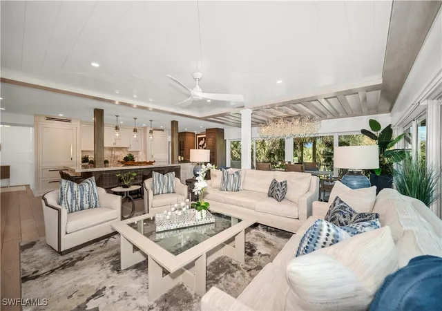 Condominium at 108 Wilderness Dr #333, Naples, FL 34105 | MLS# 225071152 |  | Sold on 2025-10-22