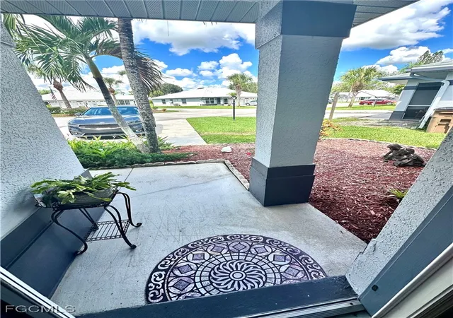 5th image of 10635 Windsmont Ct, Lehigh Acres, FL 33936 | MLS# 2025012021