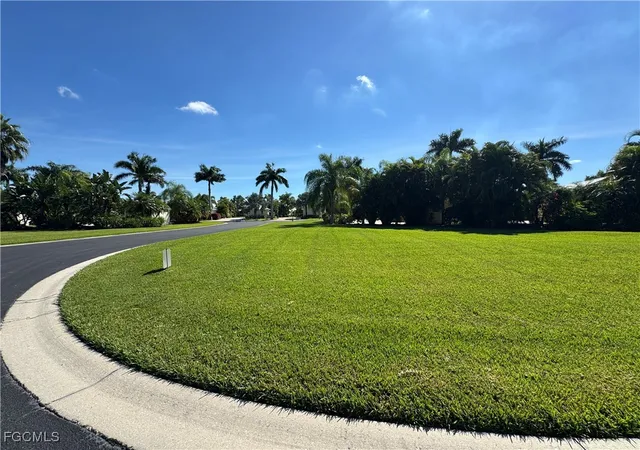 3rd image of Lot 69 3123 E Riverbend Resort Blvd, La Belle, FL 33935 | MLS# 2025012151