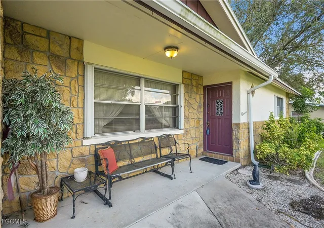 2nd image of 237 Morse Plaza, Fort Myers, FL 33905 | MLS# 2025012530
