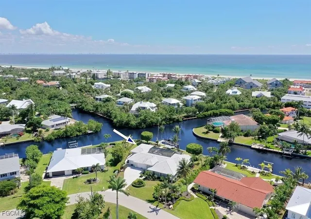 2nd image of 924 Kings Crown Dr, Sanibel, FL 33957 | MLS# 2025012697