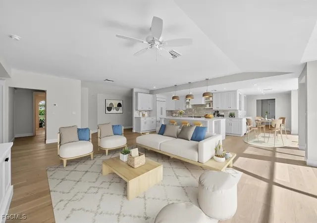 5th image of 924 Kings Crown Dr, Sanibel, FL 33957 | MLS# 2025012697