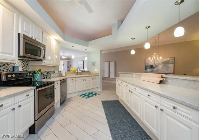 Listing Photo 5 - Condo for sale in building located at 9566 Gulf Shore Dr, Naples, FL 34108 - Unit #102