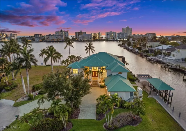 Photo 1 of Single family home for sale at 371 Bayside Ave, Naples, FL 34108 | MLS# 225072095 | Listing updated on 2026-06-30
