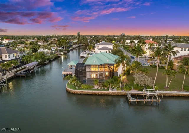 Photo 4 of Single family home for sale at 371 Bayside Ave, Naples, FL 34108 | MLS# 225072095 | Listing updated on 2026-06-30