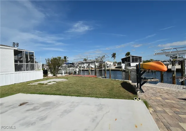 2nd image of 16 Nancy Ln, Fort Myers Beach, FL 33931 | MLS# 2025012792
