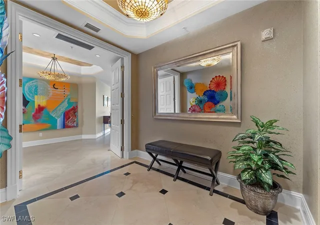 3rd image of 81 Seagate Dr, Naples, FL 34103