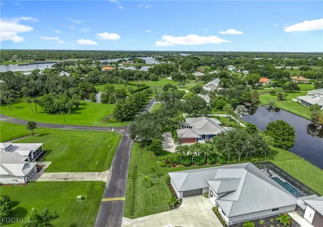45th image of 18120 Riverchase Ct, Alva, FL 33920 | MLS# 2025013137