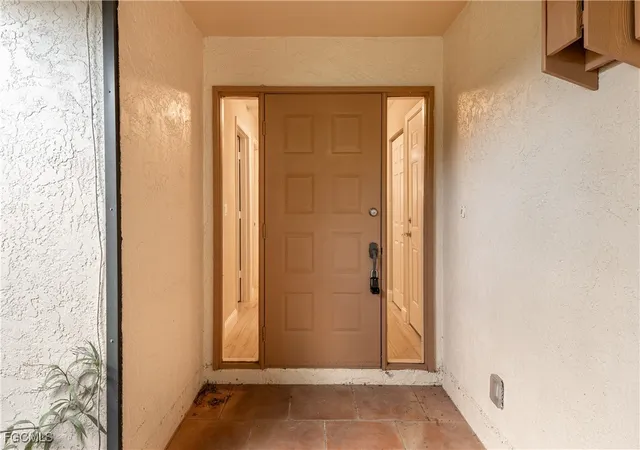 4th image of 6468 Royal Woods Dr, Fort Myers, FL 33908 | MLS# 2025013167