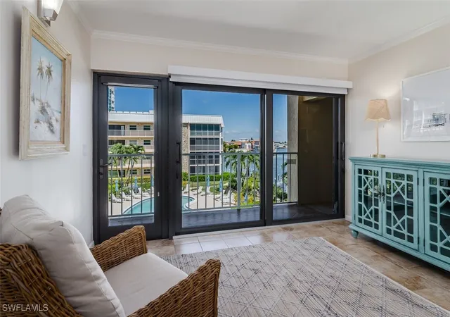 5th image of 3450 Gulf Shore Blvd N #315, Naples, FL 34103 | MLS# 225073296
