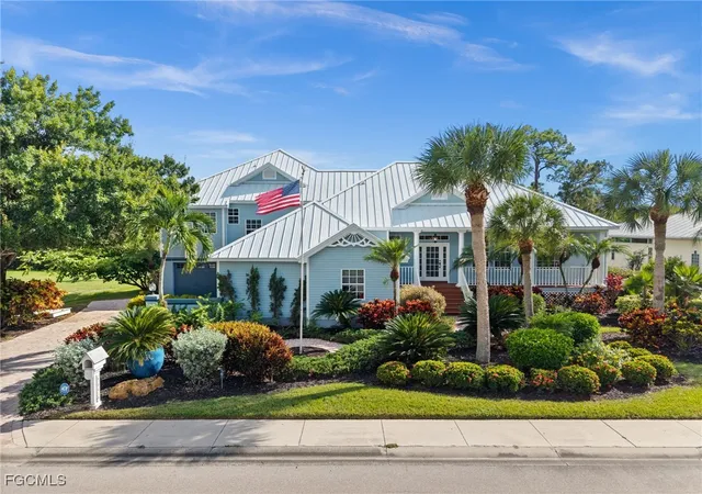 Photo 1 of Single family home for sale at 6076 Eagle Watch Ct, North Fort Myers, FL 33917 | MLS# 2025013378 | Listing updated on 2026-06-16
