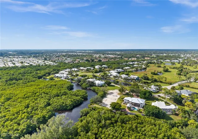Photo 4 of Single family home for sale at 6076 Eagle Watch Ct, North Fort Myers, FL 33917 | MLS# 2025013378 | Listing updated on 2026-06-16