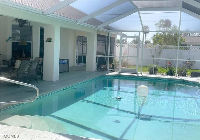 Photo 3 of Sale Pending at 4436 Se 11th Place, Cape Coral, FL 33904 | MLS# 2025013432 | Listing updated on 2026-06-06