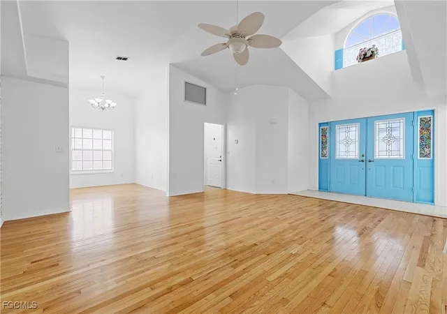 4th image of 3319 Clubview Dr, North Fort Myers, FL 33917 | MLS# 2025013628