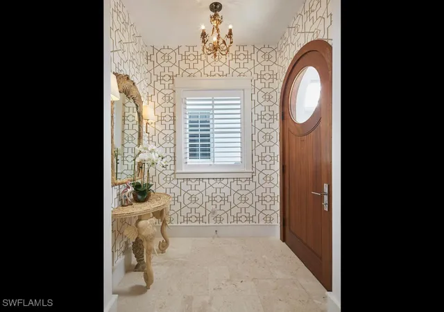 3rd image of 909 10Th Ave S, Naples, FL 34102 | MLS# 225072058