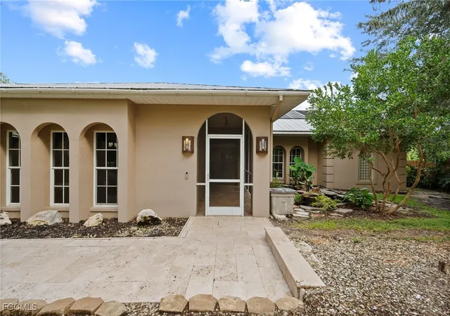 3rd image of 1981 Carbonata Dr, Alva, FL 33920 | MLS# 2025013967