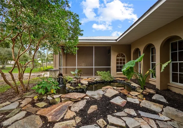 4th image of 1981 Carbonata Dr, Alva, FL 33920 | MLS# 2025013967