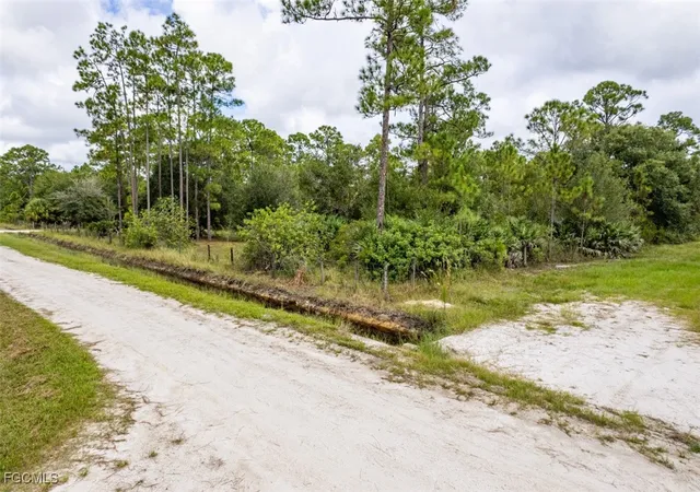 24th image of 2201 Riviera Ave, Clewiston, FL 33440 | MLS# 2025014189
