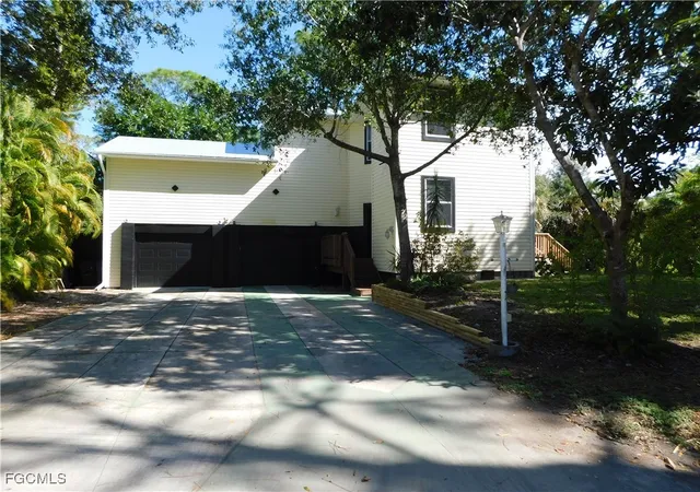 1st image of 16990 Laurelin Ct, North Fort Myers, FL 33917 | MLS# 2025014289