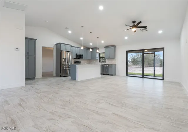 2nd image of 7537 19th Ter, Labelle, FL 33935 | MLS# 2025014332