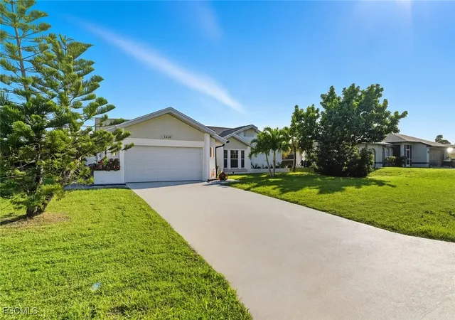 3rd image of 1310 Sw 19Th Ln, Cape Coral, FL 33991 | MLS# 2025014387