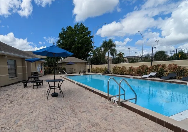 21st image of 5305 Summerlin Rd #514, Fort Myers, FL 33919 | MLS# 2025014402